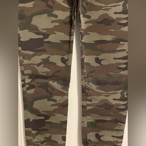 NWOT Abercrombie Kids Cargo Jogger Size 15/16 - Picture 8 of 13